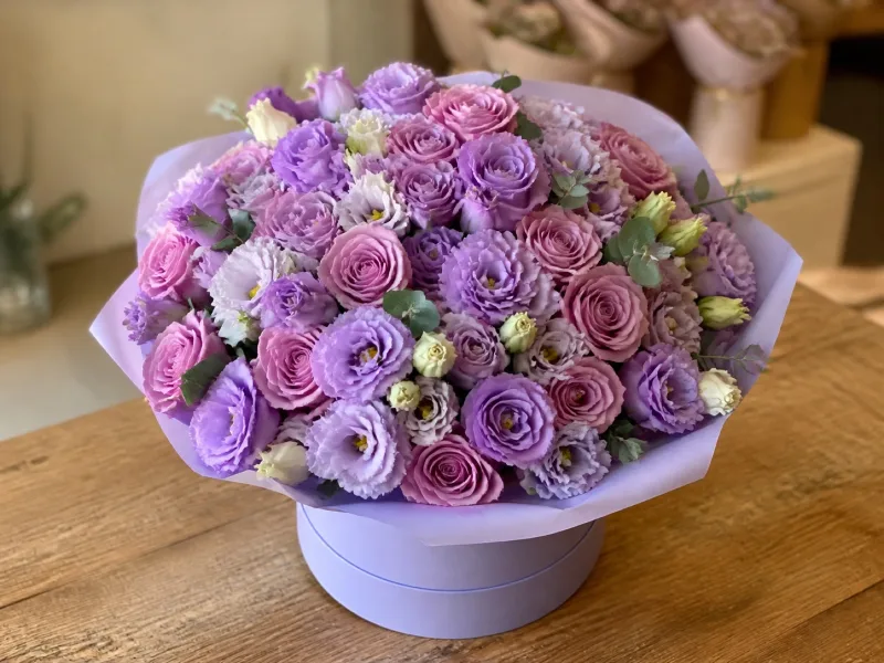 Մանուշակագույն տուփ
